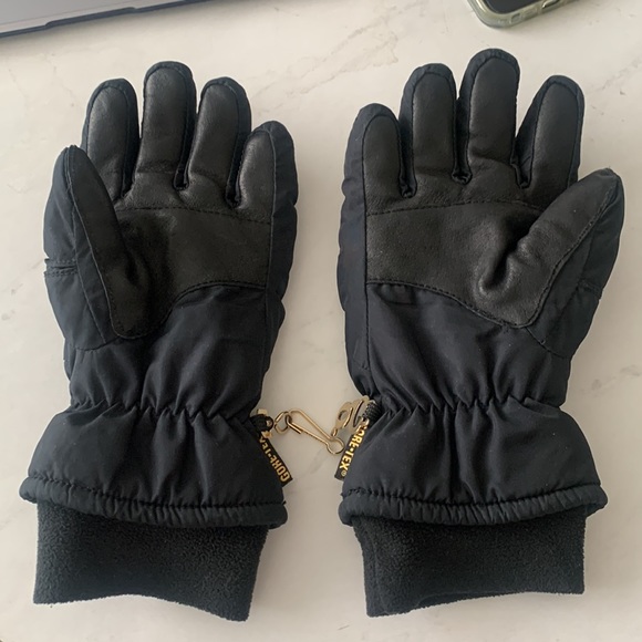 Grandoe Winter Gloves (Womens) - Picture 3 of 8